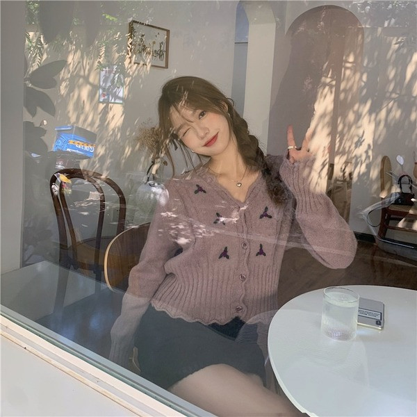 Naiste vabaaja vest V-kaelusega