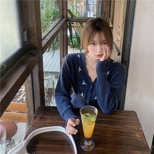 Naiste vabaaja vest V-kaelusega