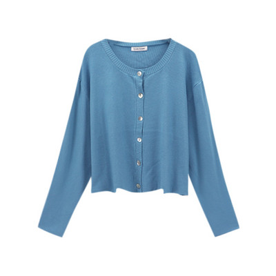 Paprastas moteriškas megztinis su ovalia iškirpte