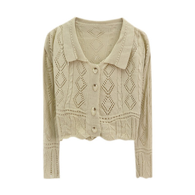 Praegune naiste kootud nööpidega vest