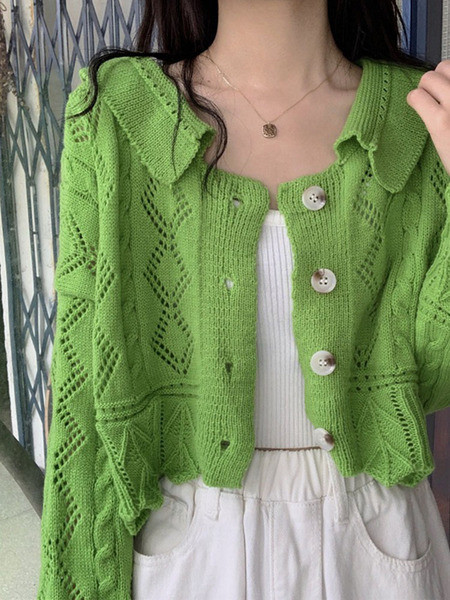 Praegune naiste kootud nööpidega vest