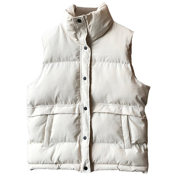 Uus mudel nööpide ja taskutega talvevesti