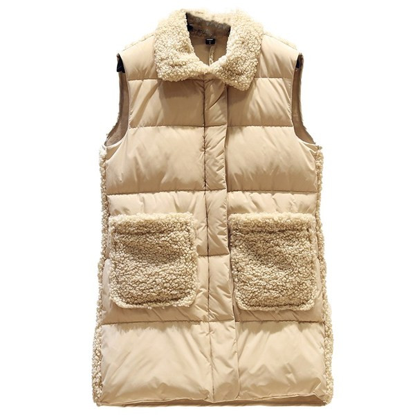 Uut mudelit pehme krae ja taskutega naistevest