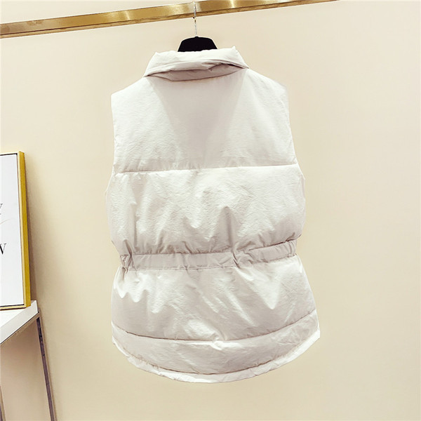 Moteriška žieminė liemenė su raiščiais ties juosmeniu ir kišenėmis