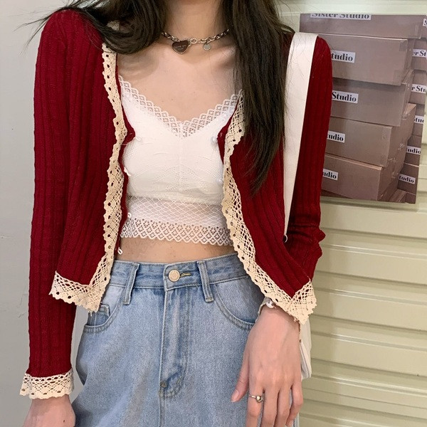 Praegune naiste lühike tikandiga kardigan