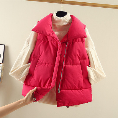 Sportlik-vabaaja naiste vest krae ja lukuga