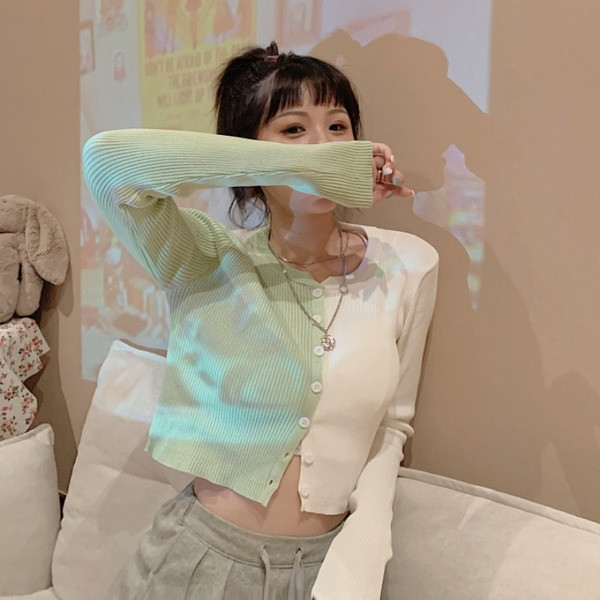 Moodne naiste lühike liibuv vest ovaalse kaelusega