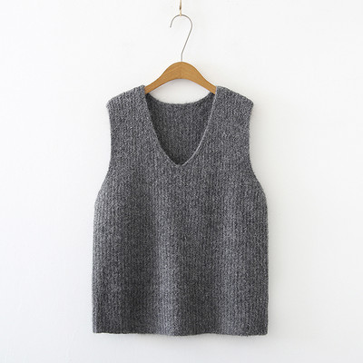 Kahes värvitoonis spitsikaelusega naiste vabaajavest