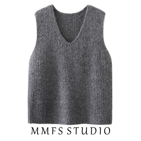 Kahes värvitoonis spitsikaelusega naiste vabaajavest