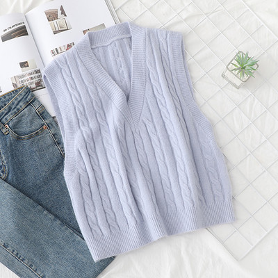 Spitsikaelusega vabaaja kootud vest naistele