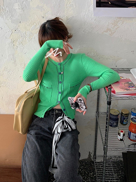 Moodne naiste liibuv taskutega vest