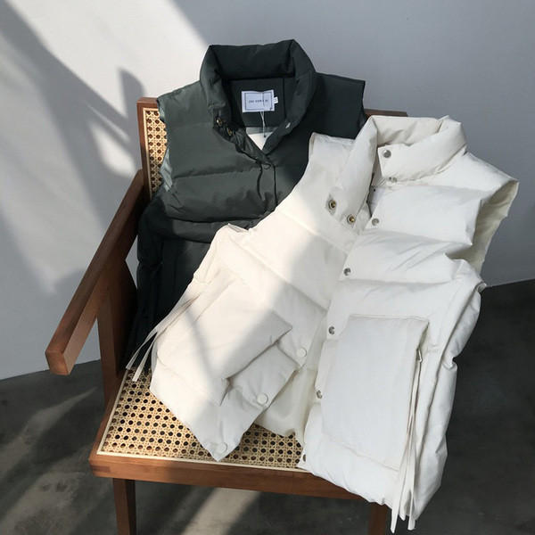 Široki model ženske jesenske vestice