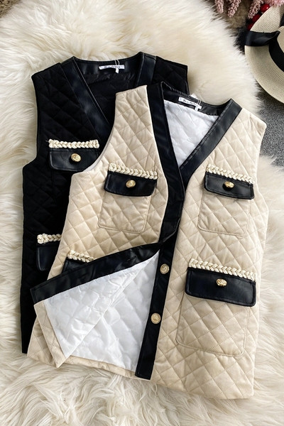 Moteriška laisvalaikio liemenė su auksinėmis sagomis ir kišene