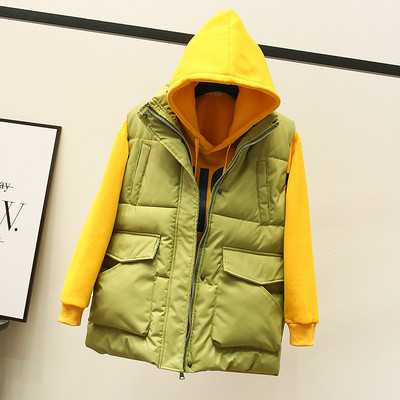 Laisvalaikio liemenė aukšta apykakle ir kelių spalvų kišenėmis