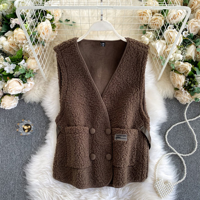 Naiste V-kujulise krae ja taskutega vest