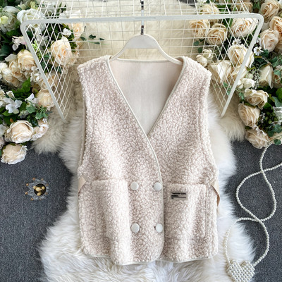 Naiste V-kujulise krae ja taskutega vest