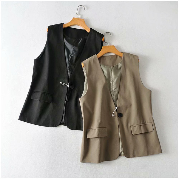 Naiste liibuv vest nööbiga