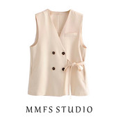 Naiste vesti sirge kaherealise kinnitusega mudel