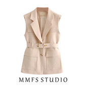 Moodne liibuv vest taskute ja vööga