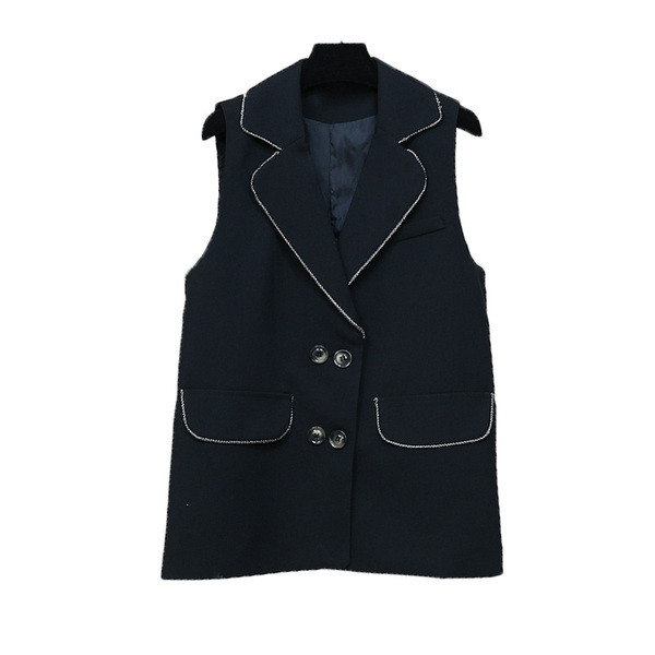 Naujo modelio moteriška liemenė su špicine iškirpte ir sagomis