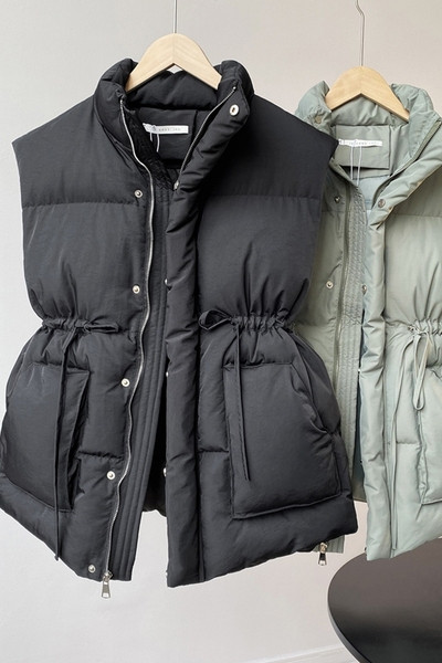 Γυναικείο γιλέκο με μεγάλες τσέπες