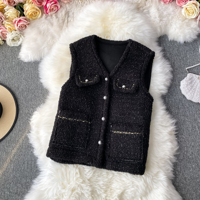 Pehme naiste vabaajavest nööpide ja taskutega