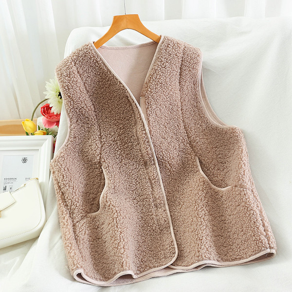 Paprastas moteriškos liemenės modelis su užtrauktuku ir kišenėmis