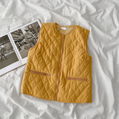 Sügisene naiste vest luku ja taskutega