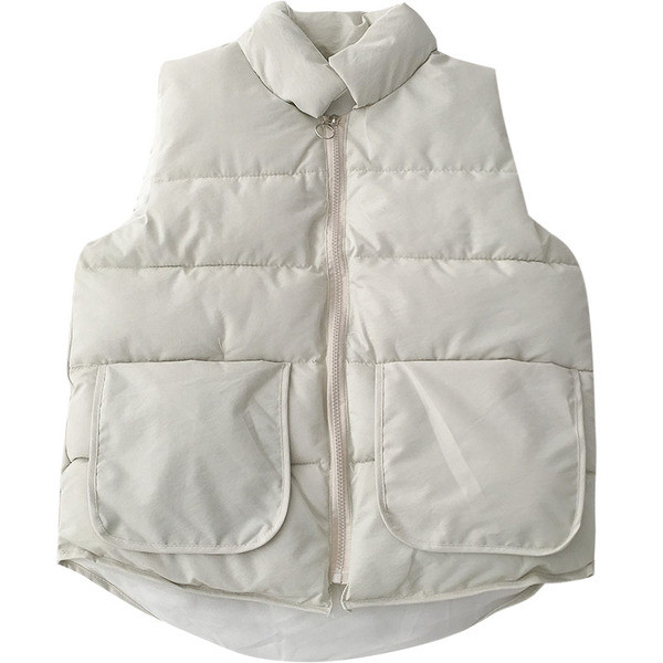 Naiste sportlik vabaaja vest taskute ja lukuga