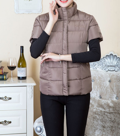 Uue mudeli kõrge kraega naiste vest