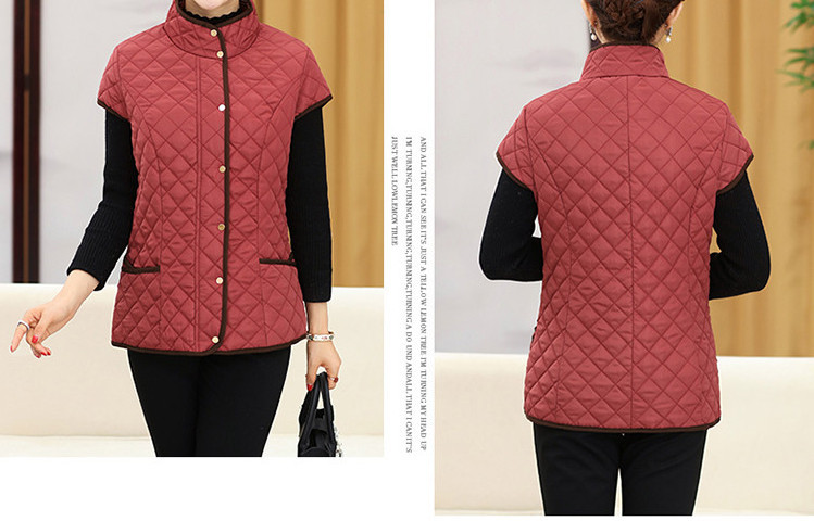 Naiste vabaaja vest nööpide ja kõrge kraega