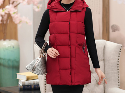 Naiste keskmise pikkusega ja kapuutsiga vest