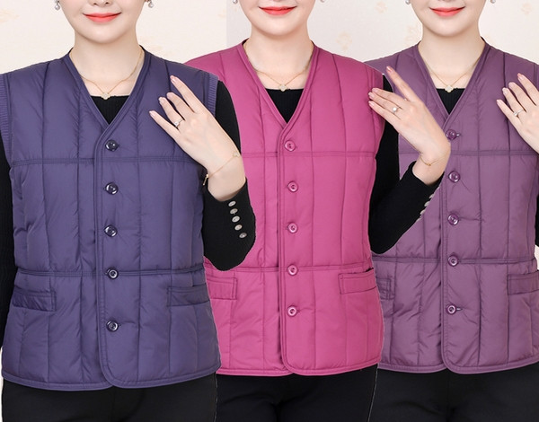 Moteriška laisvalaikio liemenė su špicine iškirpte ir kelių spalvų sagomis