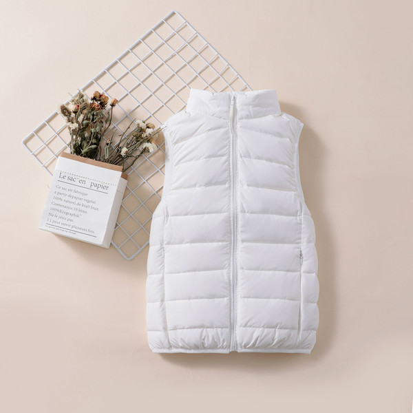 Naiste sportfliisist kõrge kraega vest