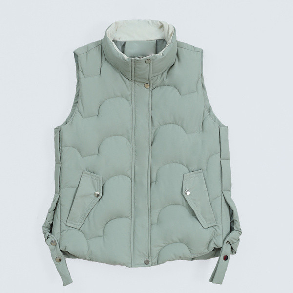 Novi model jesensko zimskog prsluka sa patentnim zatvaračem