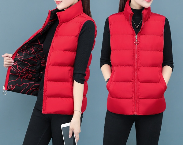 Moteriška žieminė liemenė su užtrauktuku ir kišenėmis - paprasto modelio