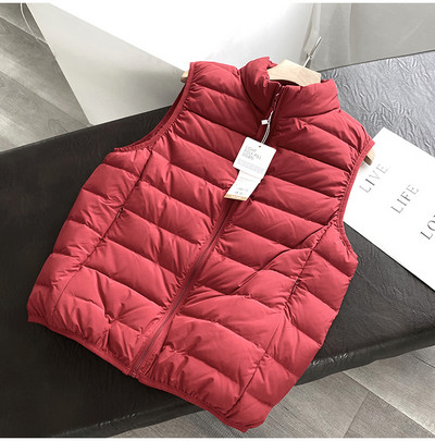 Moteriška laisvalaikio liemenė apvalia iškirpte