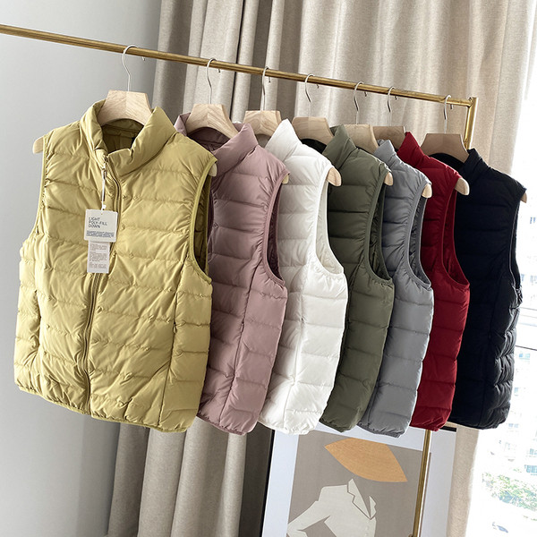 Moteriška laisvalaikio liemenė apvalia iškirpte