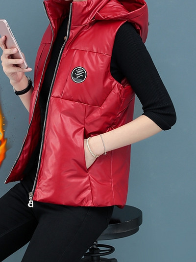 Moteriška laisvalaikio liemenė su gobtuvu ir užtrauktuku