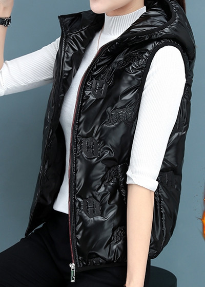 Moteriška laisvalaikio liemenė su gobtuvu ir užtrauktuku