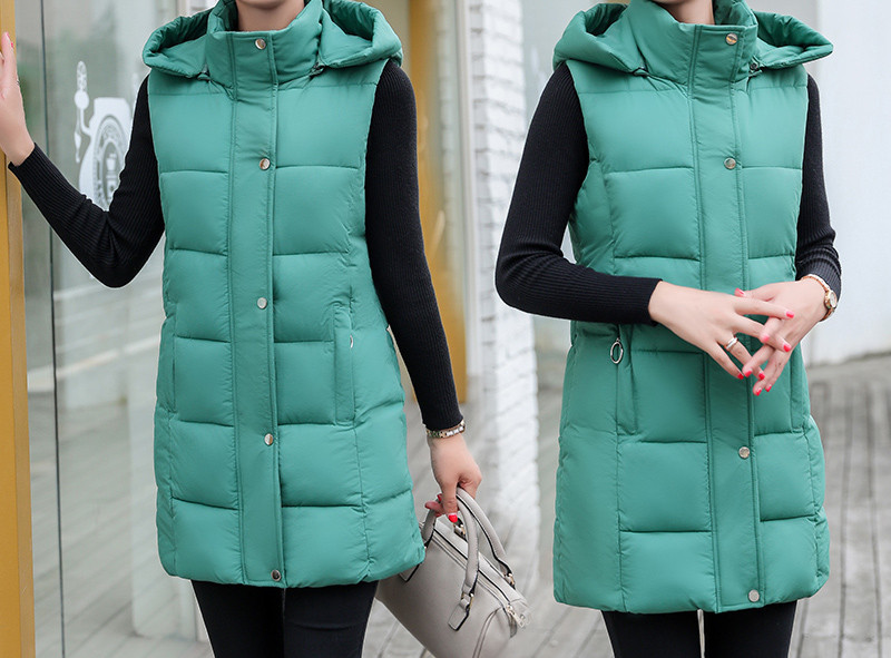 Moteriška žieminė liemenė su gobtuvu ir dydžiais iki 5XL