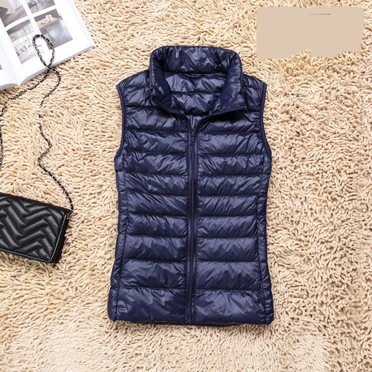 Kerge tõmblukuga naiste vest – liibuv mudel