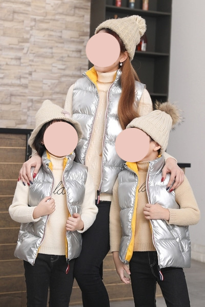 Lastele ja naistele sobiv uue mudeli talvevest hõbedase ja musta värviga