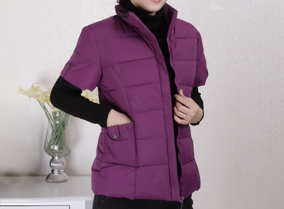 Praegune kõrge kraega naiste vest suurusega kuni 5XL