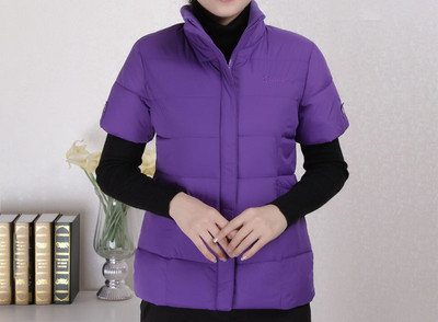 Praegune kõrge kraega naiste vest suurusega kuni 5XL