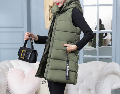 Svakodnevni ženski prsluk sa patentnim zatvaračem i gumbima - tri modela