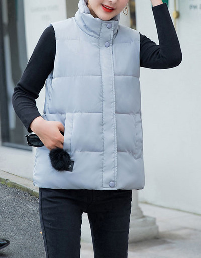 Svakodnevni ženski prsluk sa patentnim zatvaračem i gumbima - tri modela