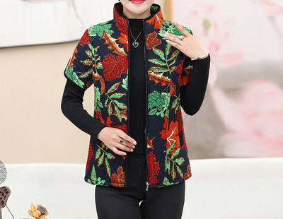 Uue mudeli lillemustriga ja lühikeste varrukatega naiste vest