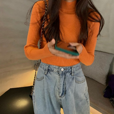 Praegune naiste kampsun tavaline mudel