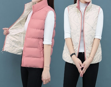 Moodne naiste vest kapuutsi ja lukuga